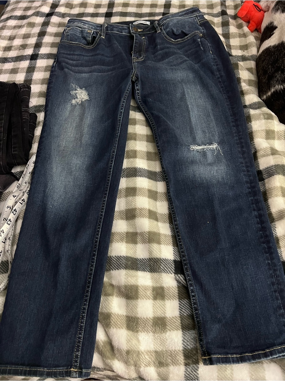 Vigoss Indigo Distressed Straight Leg Jeans